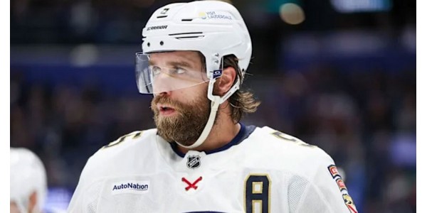 Aaron Ekblad ei usko välittävän liikaa siitä, mitä muut ajattelevat